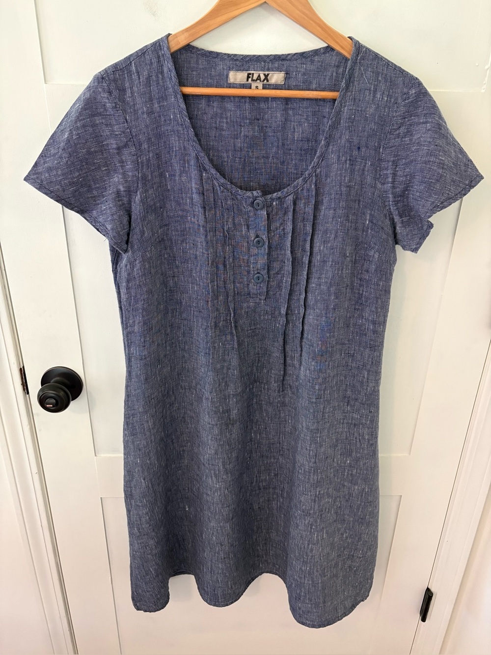 FLAX Linen Chambray Shift Dress. Size Small.